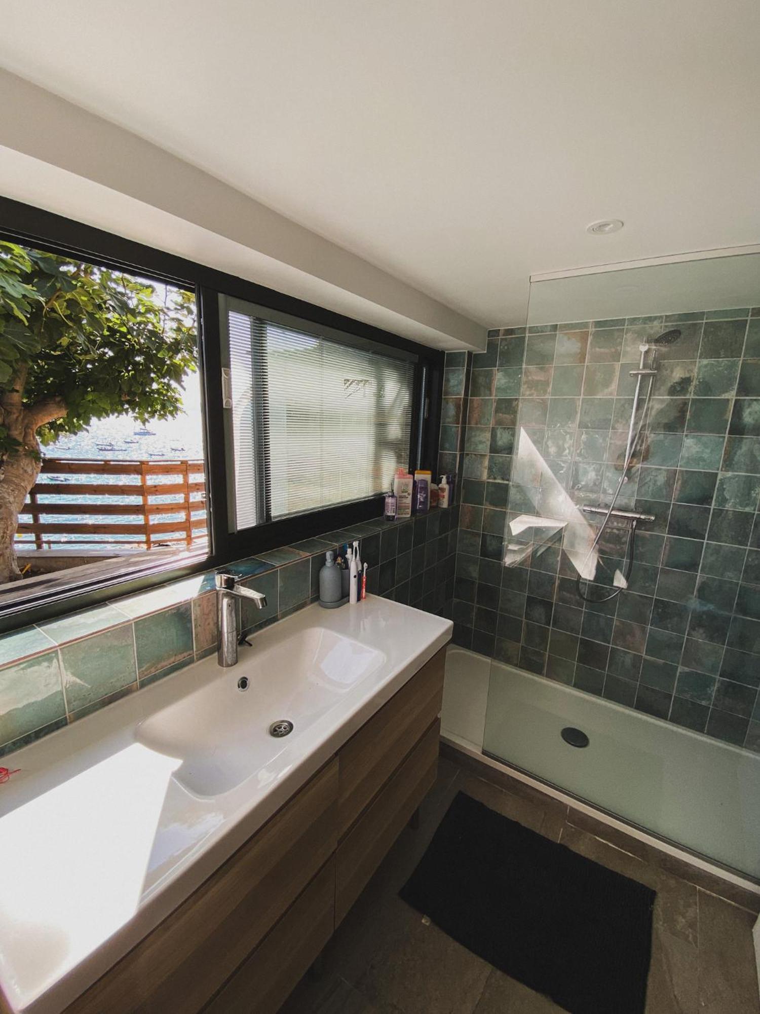 Cabanon Moderne, Les Pieds Dans L'Eau, 2 Chambres Le Pradet Exterior foto